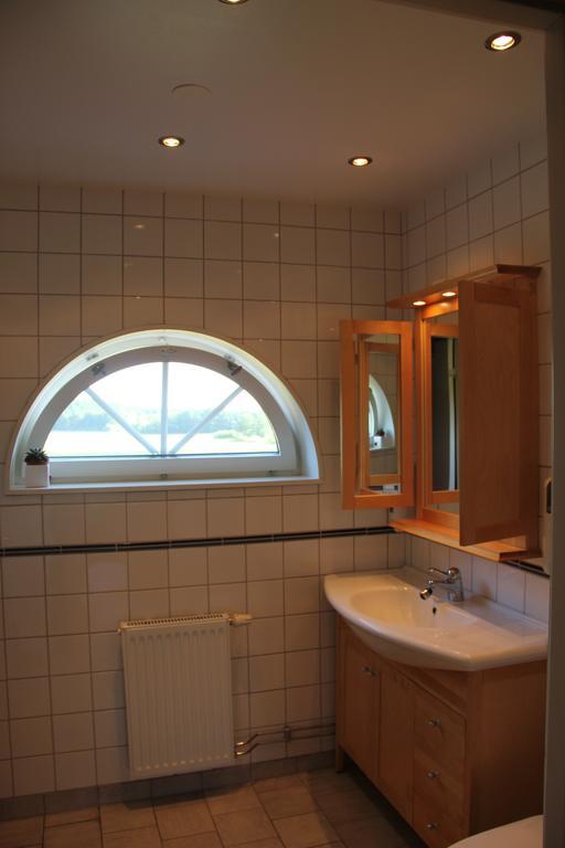 Hotel Overgrans Jordbruk Bålsta Zimmer foto